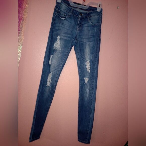 Cello jeans; skinny, size 1; straight leg; excellent condition - Picture 5 of 9